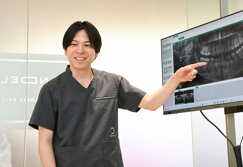 デジタル機器を活用したわかりやすく精密な歯科治療